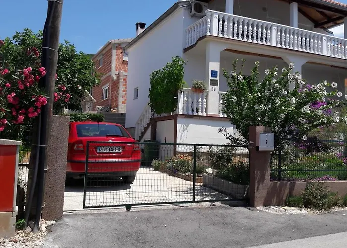 Ana Apartamento