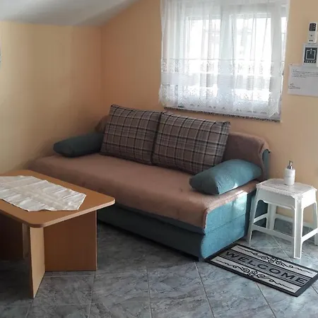 Ana Apartment Gornji Karin