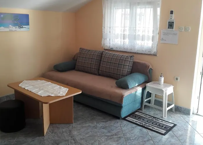 Ana Apartmán Gornji Karin